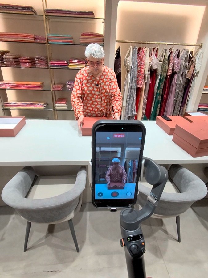 Gimbal shot inside a fashion store